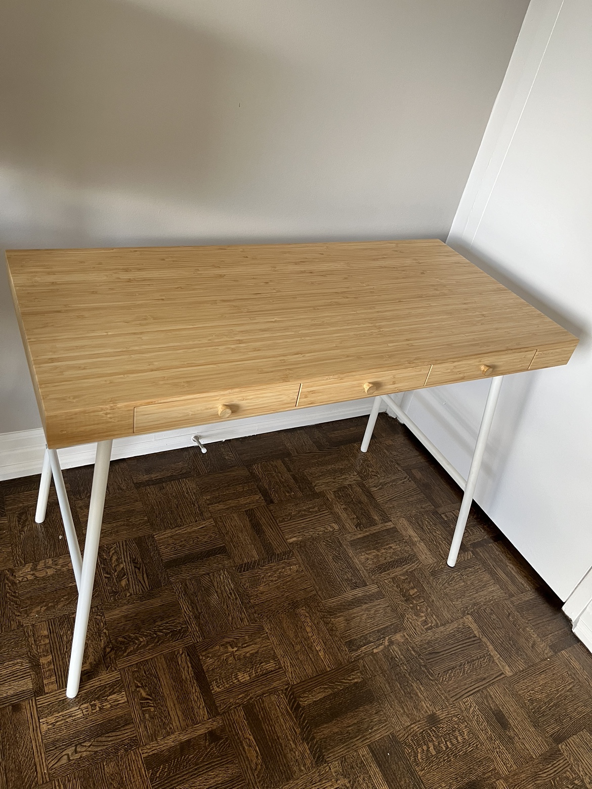 Ikea Lillasen Desk thumbnail