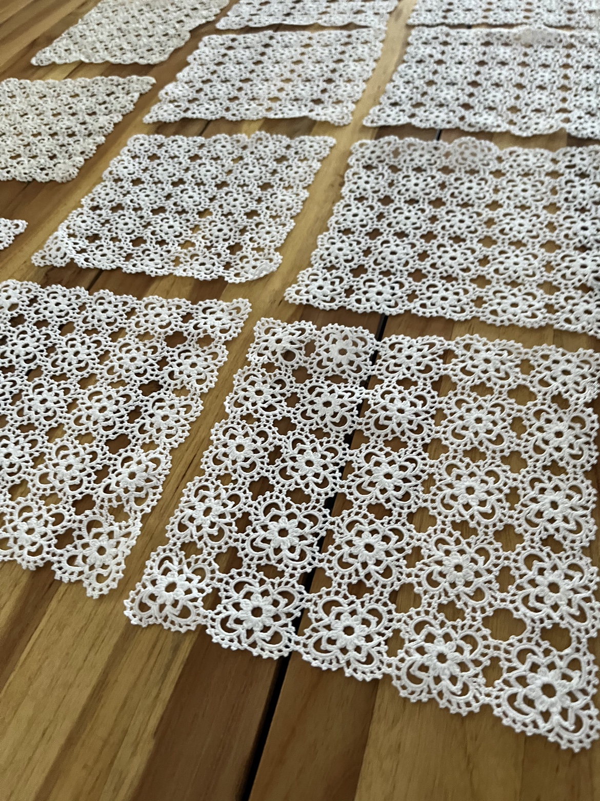 Handmade square lace doilies image indicator(4)