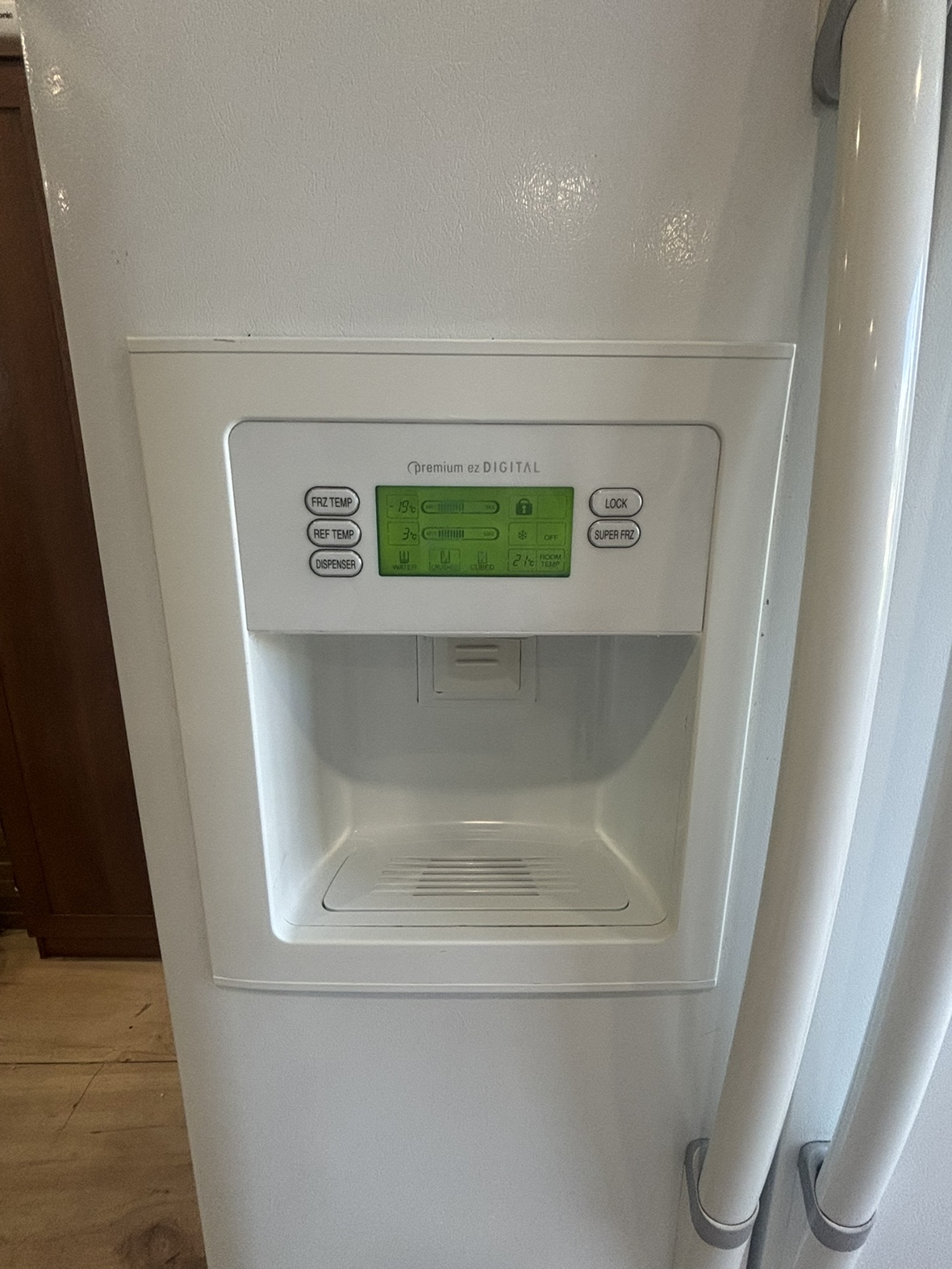 LG fridge and freezer - photo 4