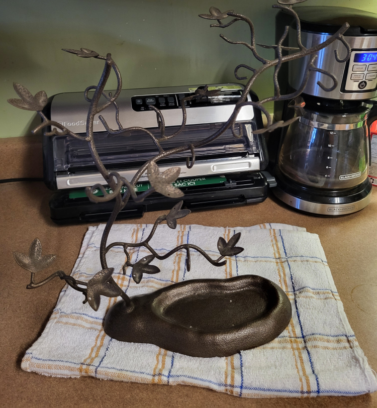 Metal Jewelry Tree