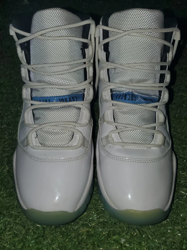 Retro Jordan Colombia 11s - photo 2