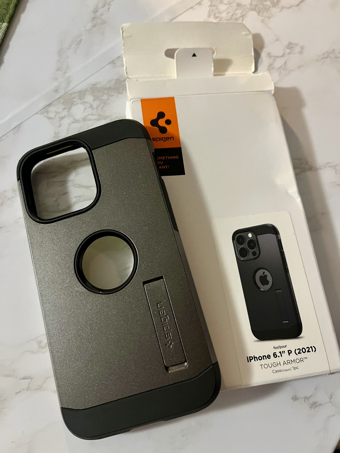 Spigen iPhone 13 Pro Case thumbnail