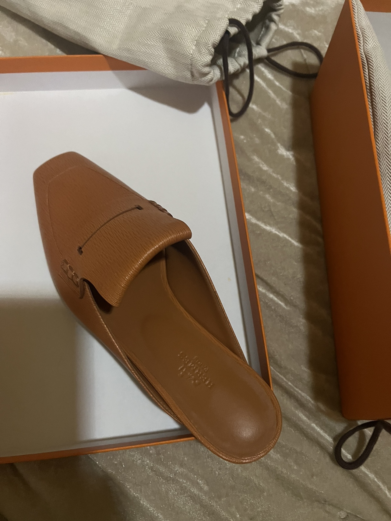 Hermès driving slip on