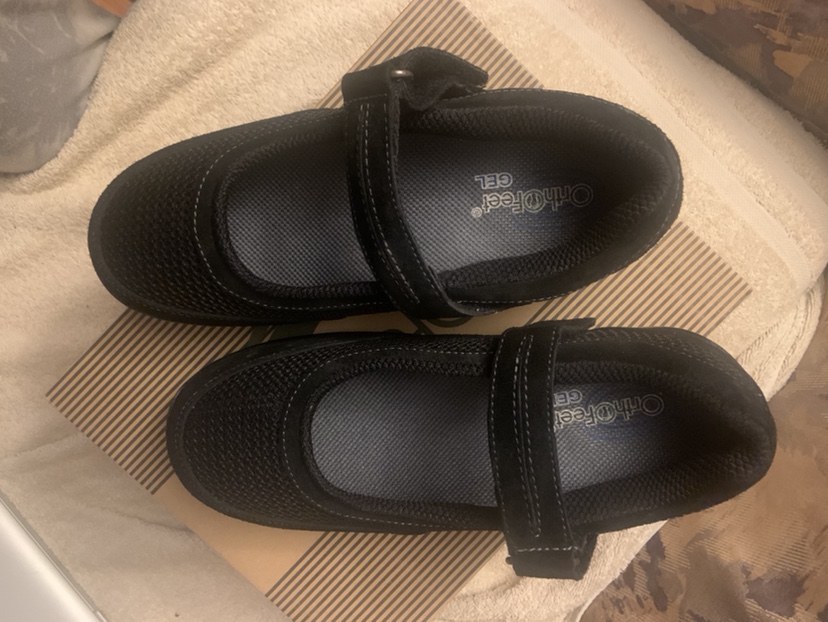 OrthoFeet Women’s Mary Jane Shoes image indicator(2)