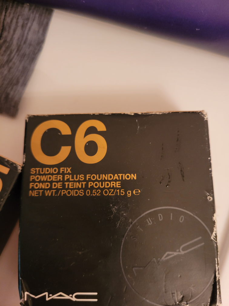 MAC Studio Fix Powder Plus Foundation NC43.5 and C6