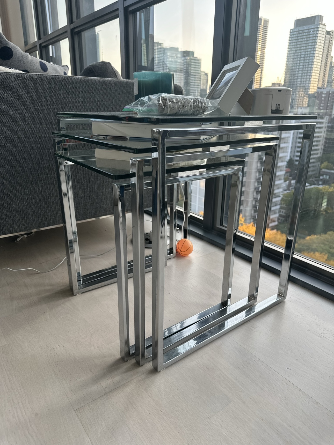 Set of 3 Nesting Tables - photo 2