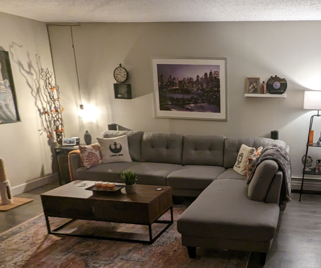 couch For sale - photo 2