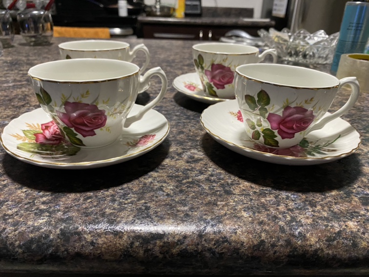 Teacup and Saucer Set - photo 2