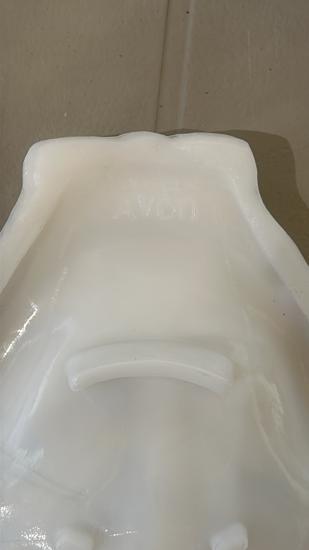 Vintage Avon Milk Glass Hand Dish image indicator(2)