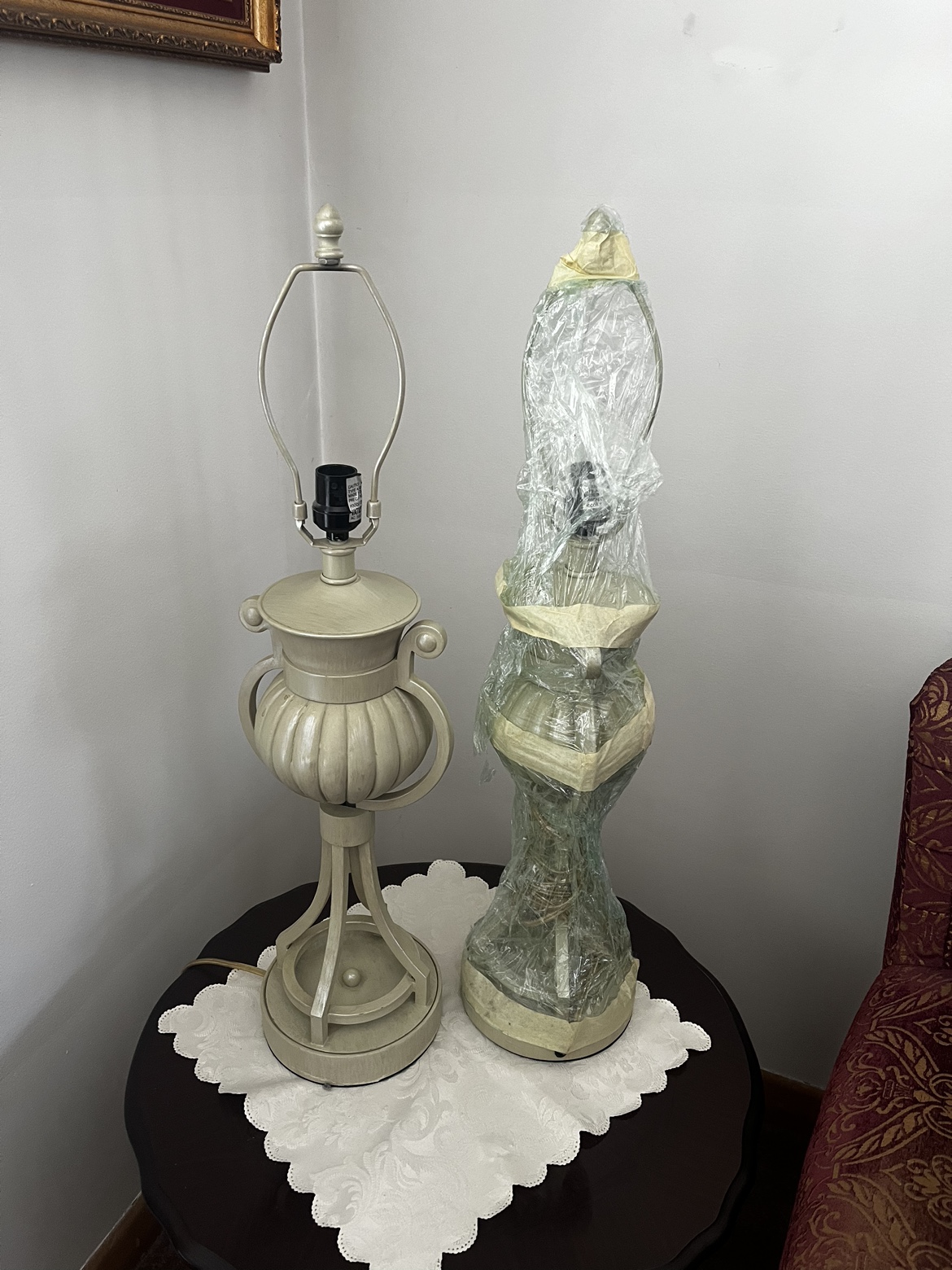 Pair of Table Lamps image indicator(2)