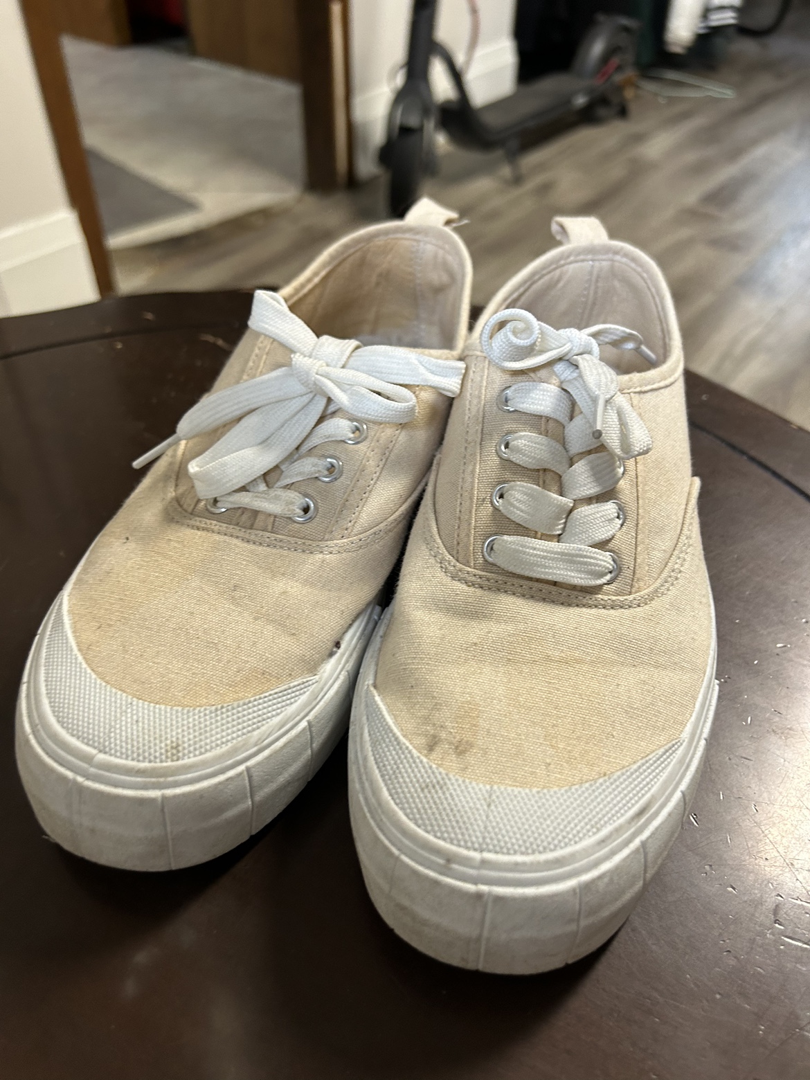 Ardene Women's Sneakers thumbnail