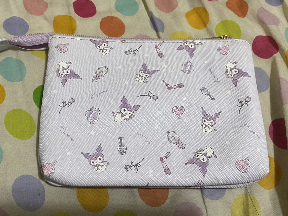 Sanrio Kuromi Double Compartment Makeup Bag image indicator(2)