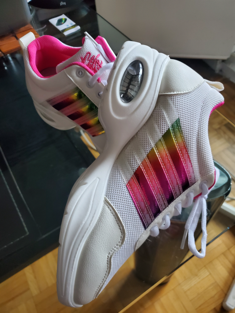 New Modern sneakers - Size 8.5 image indicator(6)