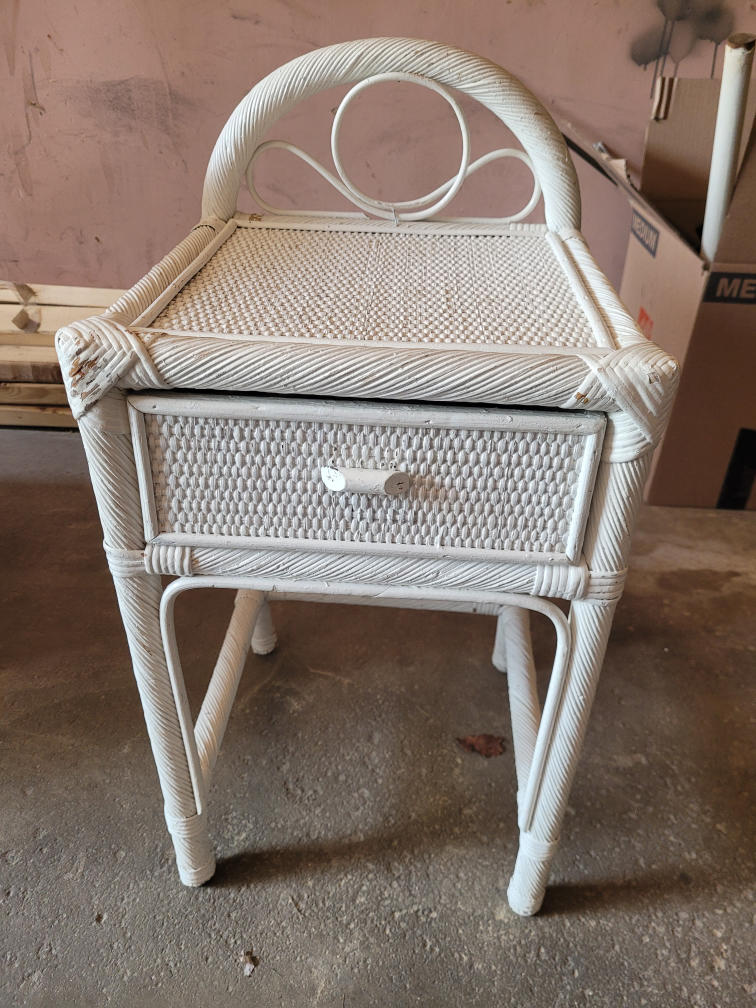 Wicker Nightstand - photo 3