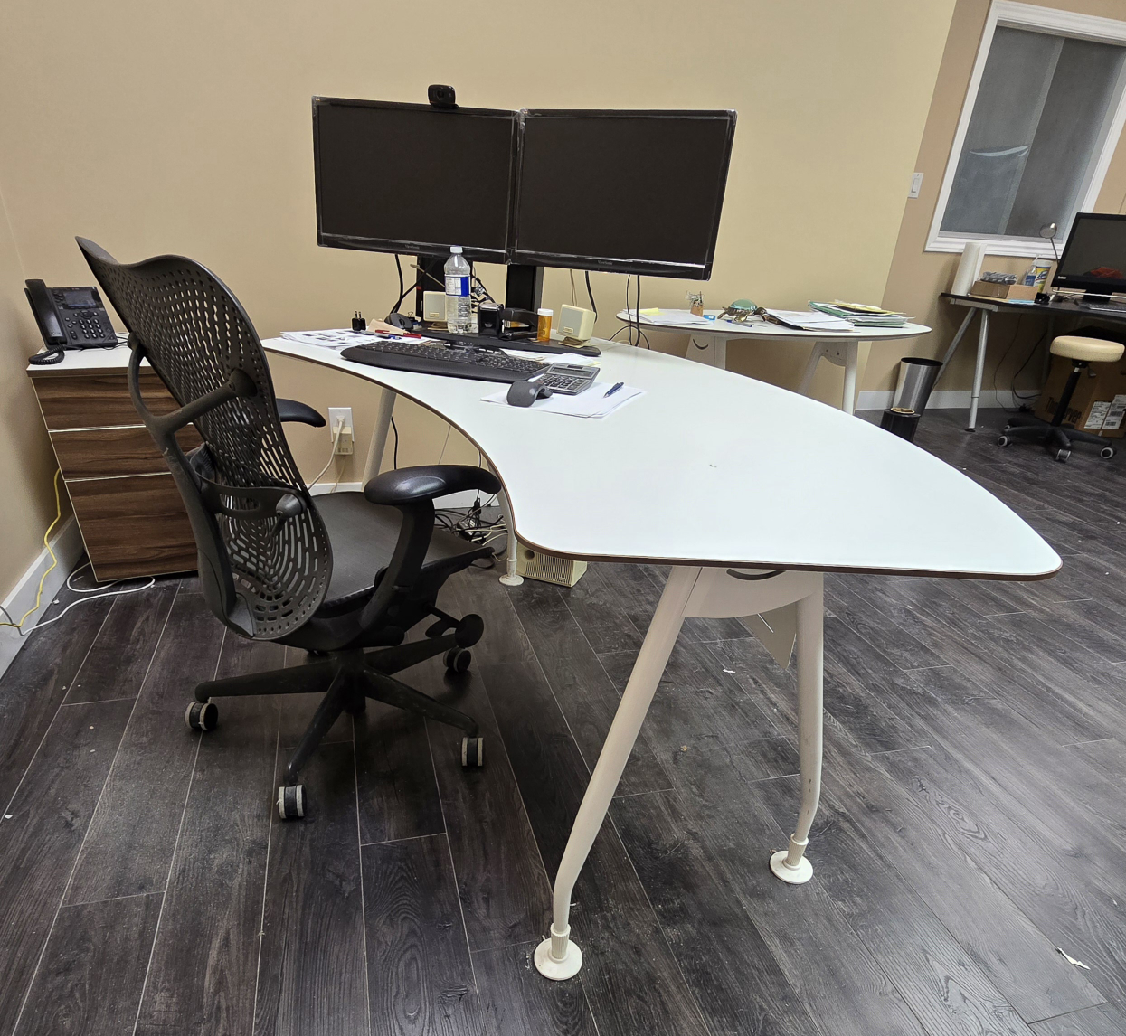 Executive white Curved Desk - photo 2