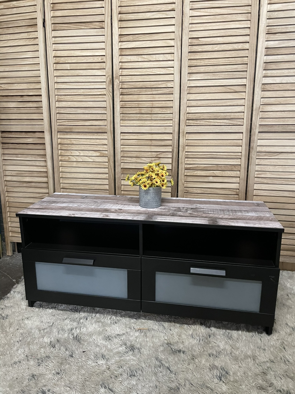 TV Stand - photo 2