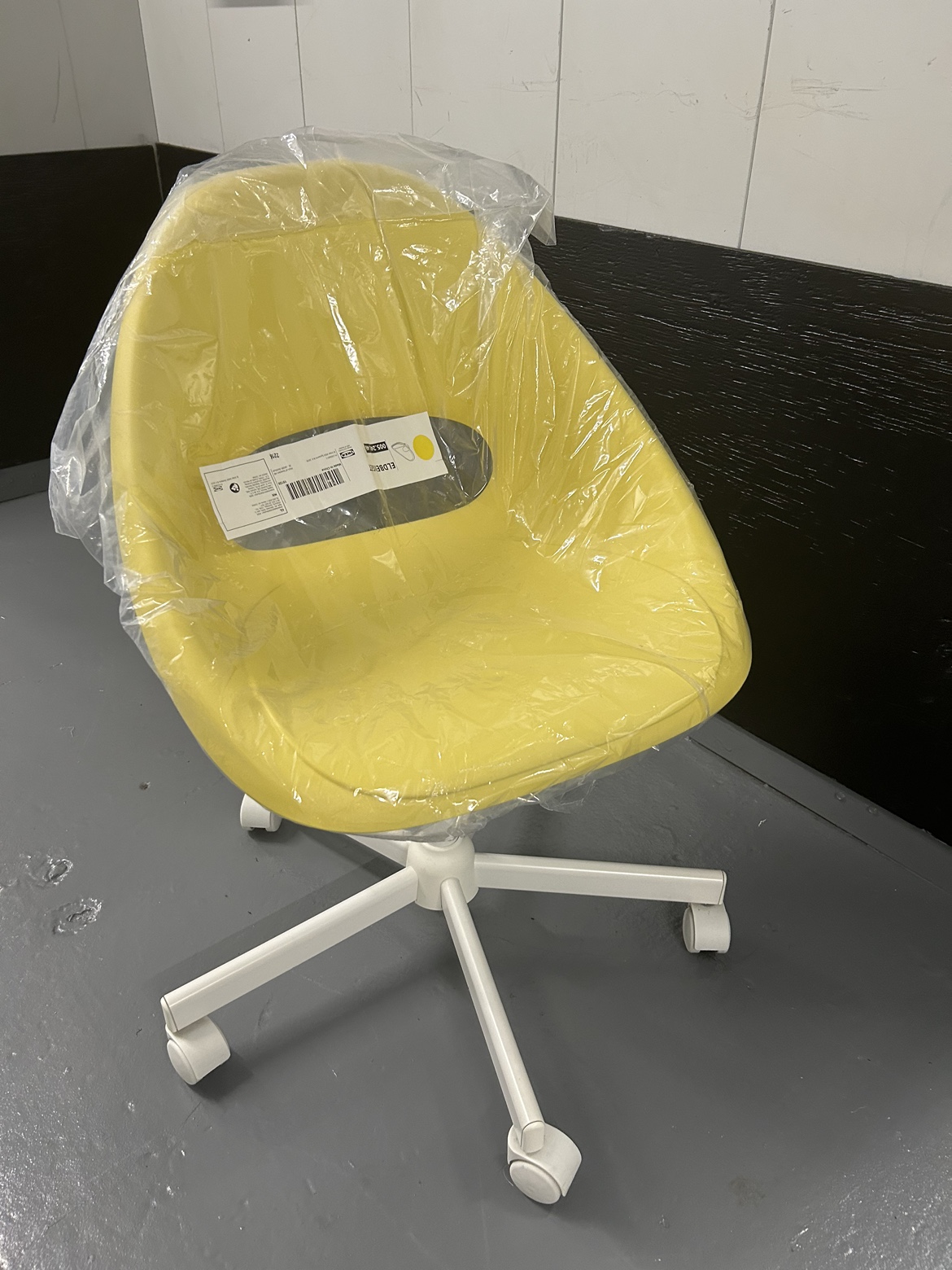office chair, lamp, drawer storage