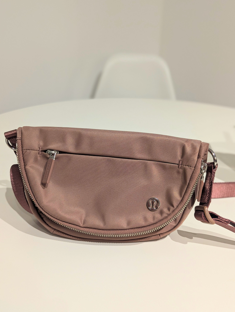 Lululemon all night festival micro 2L bag - twilight rose