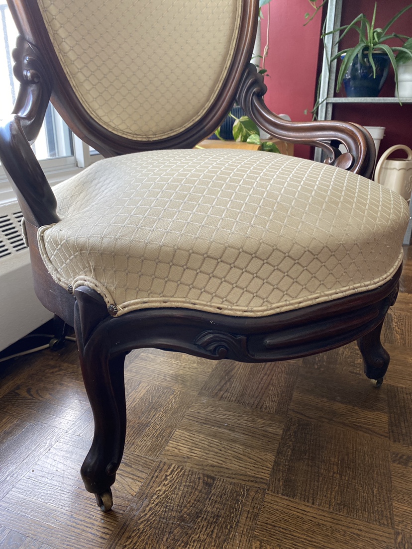 ANTIQUE VICTORIAN SLIPPER CHAIR image indicator(4)