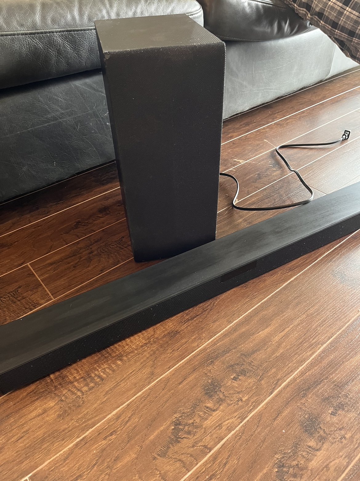 LG wireless sound bar SL4