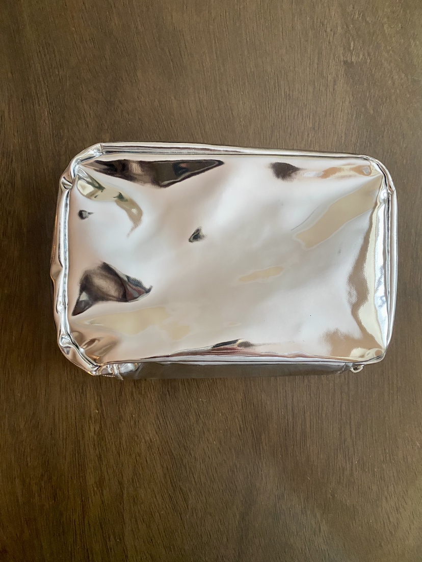 Sardine Can Makeup Bag image indicator(2)