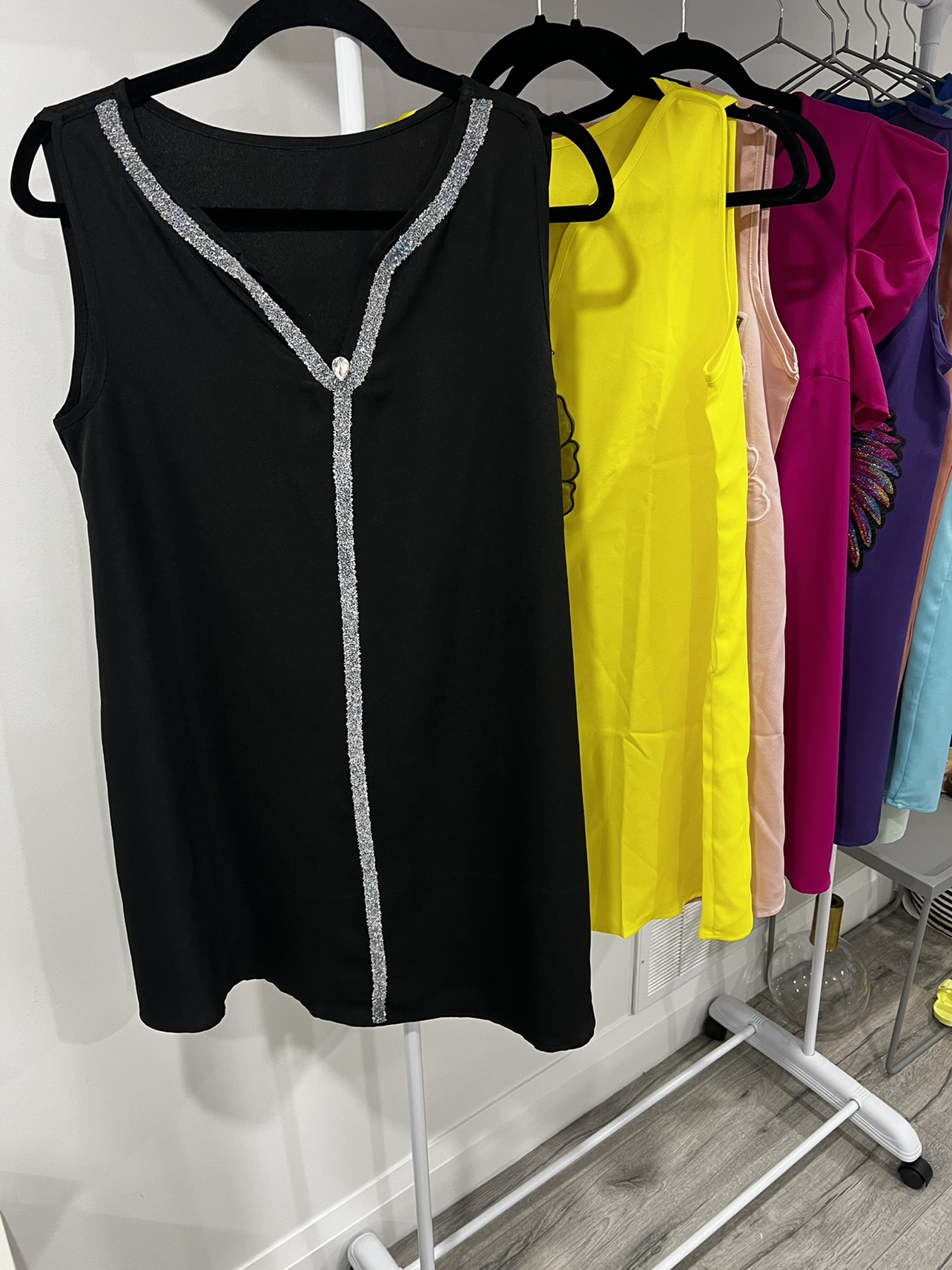 Dresses - photo 2