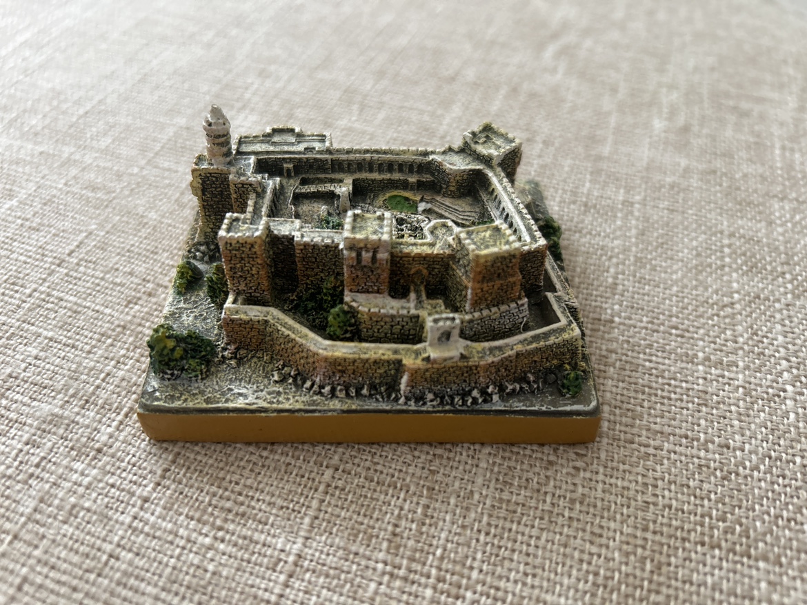 Miniature Castle Model #freecycle - photo 2