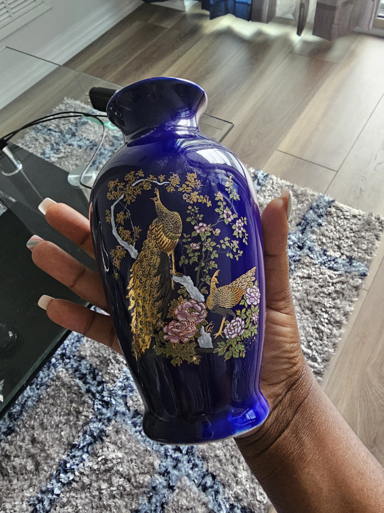 Vase thumbnail