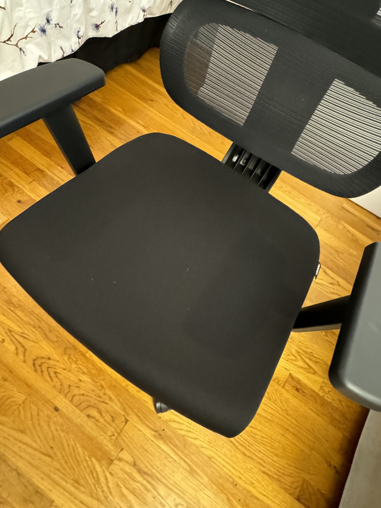 Office Chair - photo 4