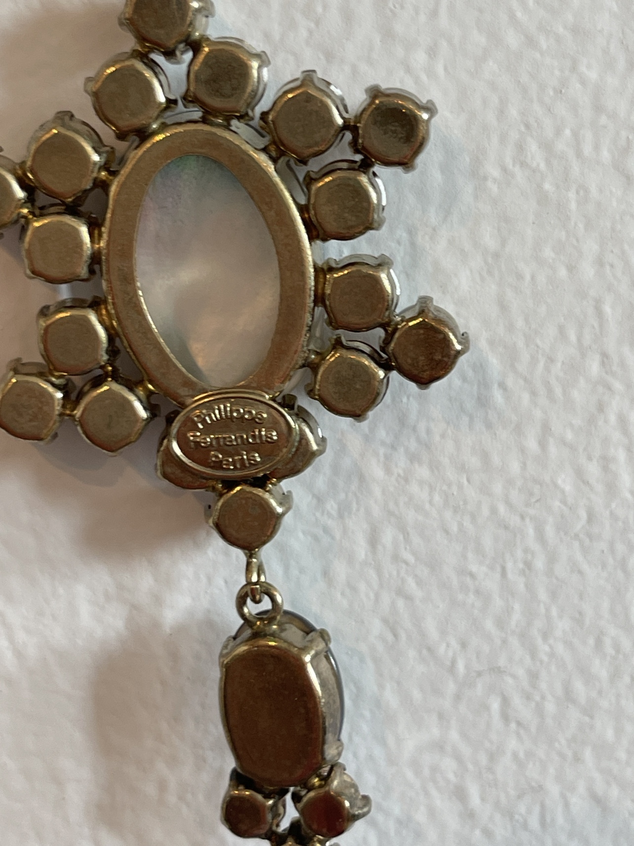 Mother of Pearl Necklace with Rhinestone image indicator(6)