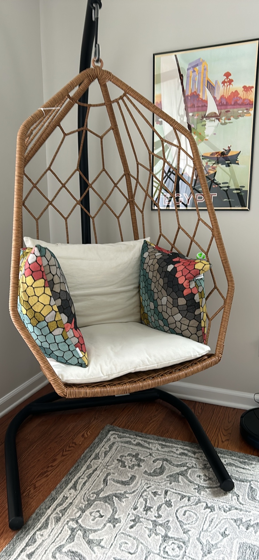 Swinging egg chair with stand- like new!