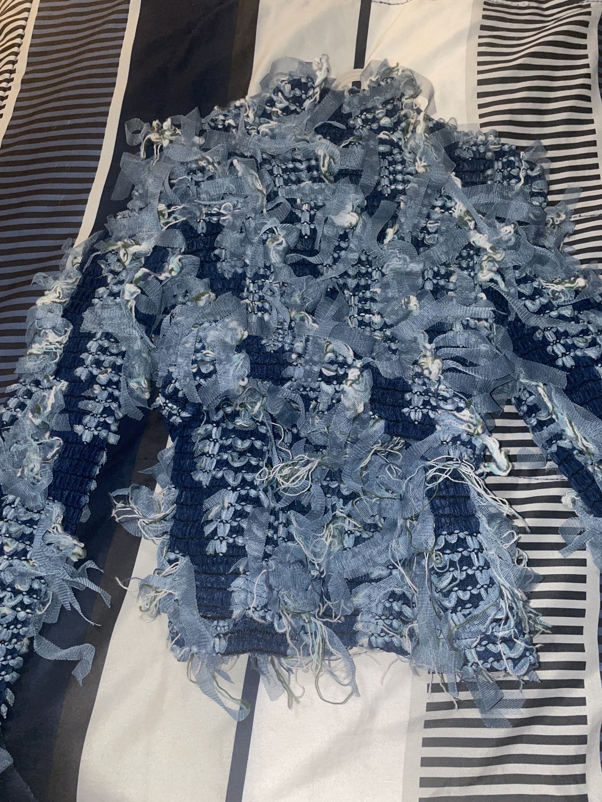 Tassel Distressed Long Sleeve Top And Bodycon Skirt Set - photo 4
