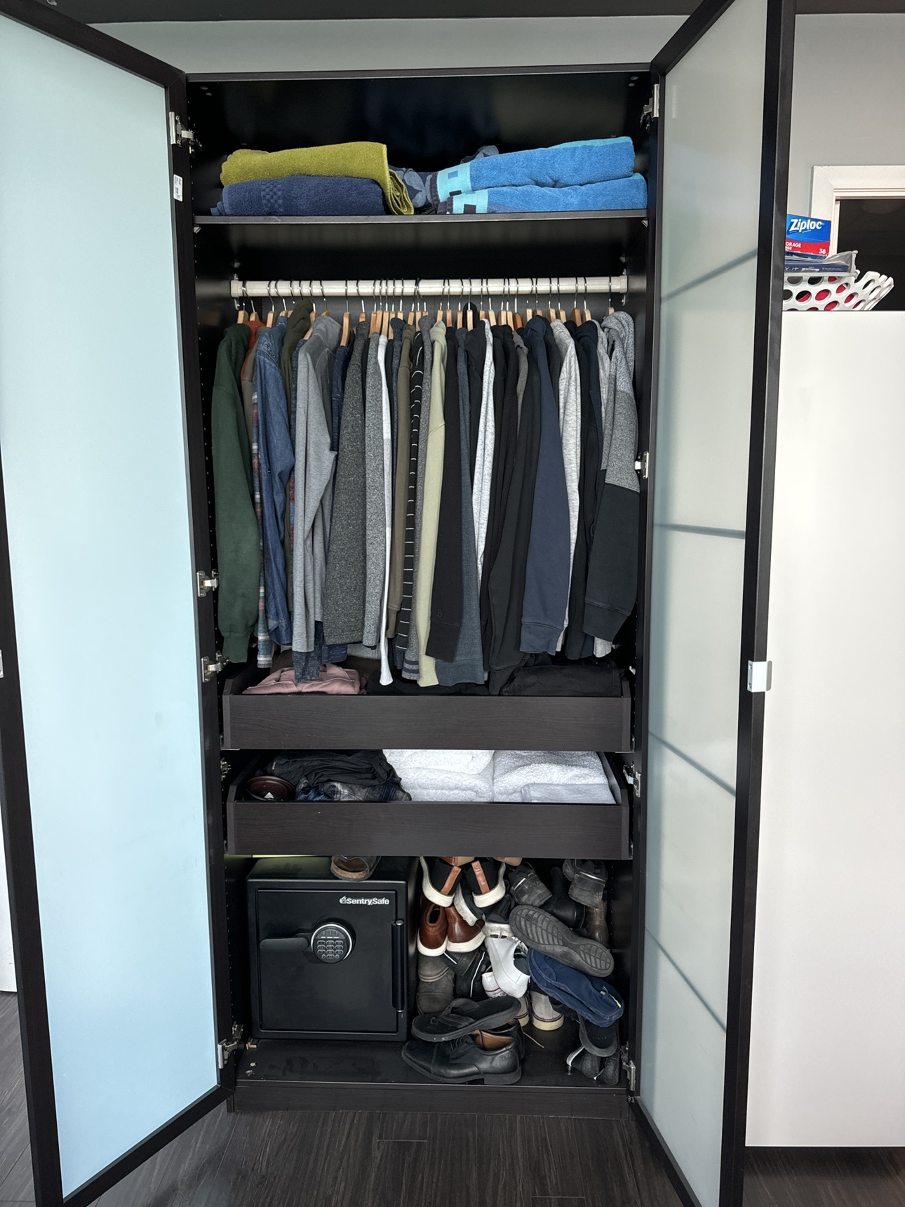 IKEA Pax Wardrobe with Glass Doors - photo 2