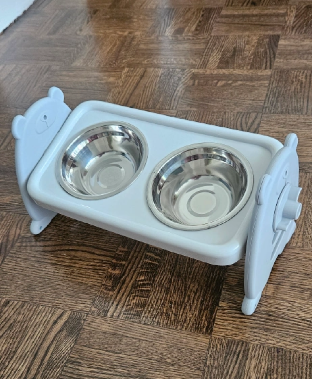 adjustable pet bowl thumbnail