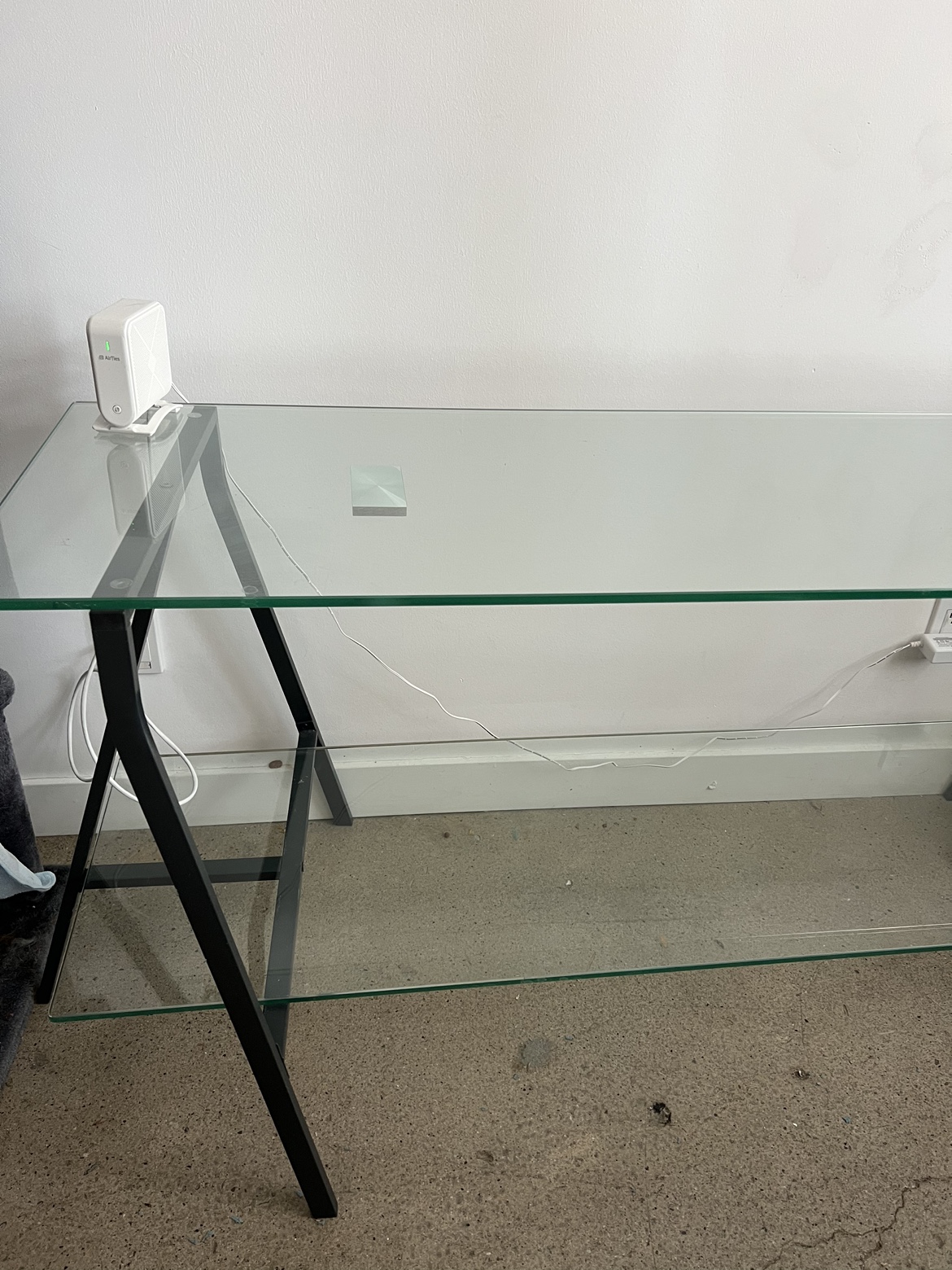 Glass Media Unit - photo 2