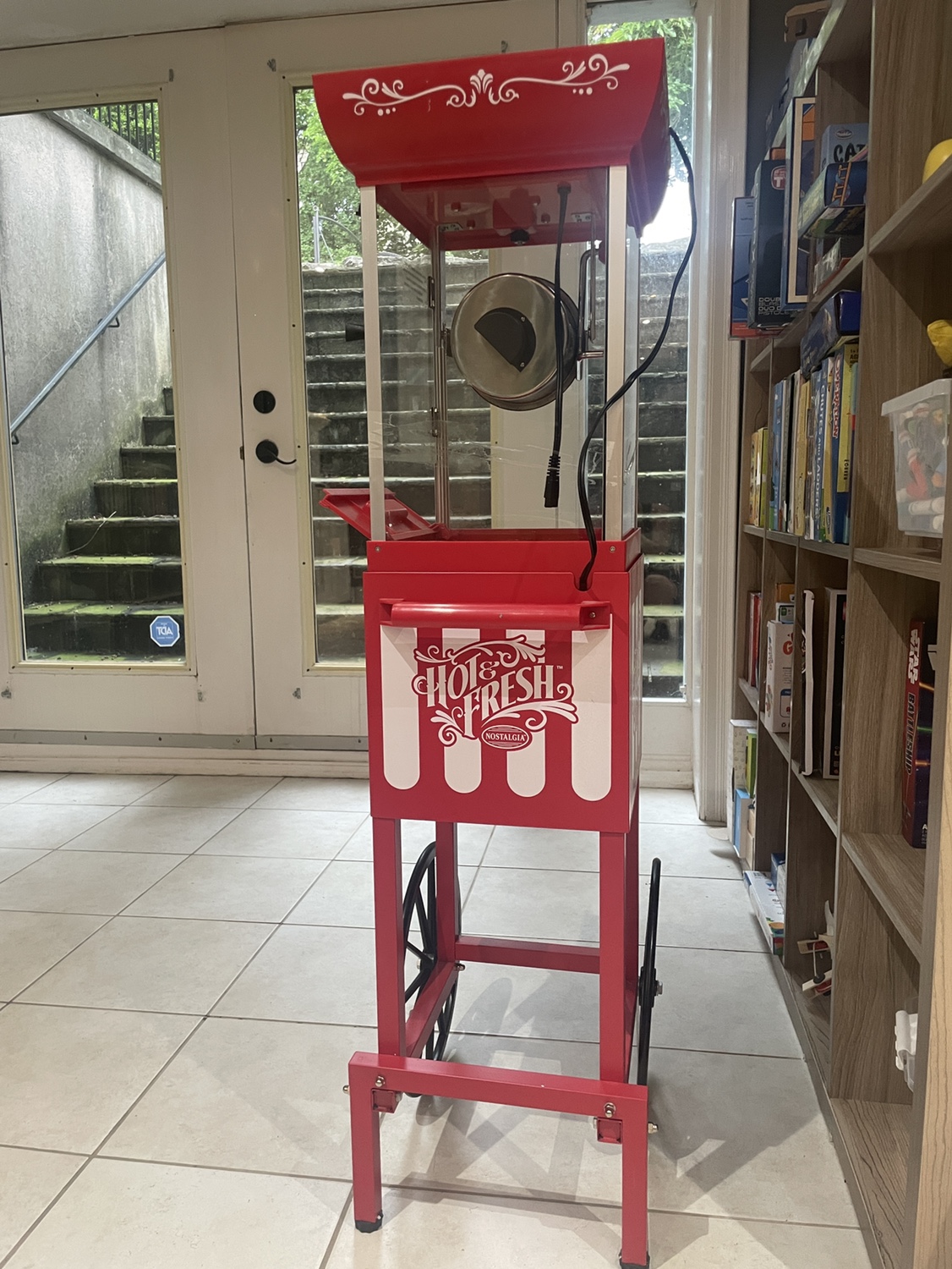 Nostalgia popcorn machine image indicator(2)