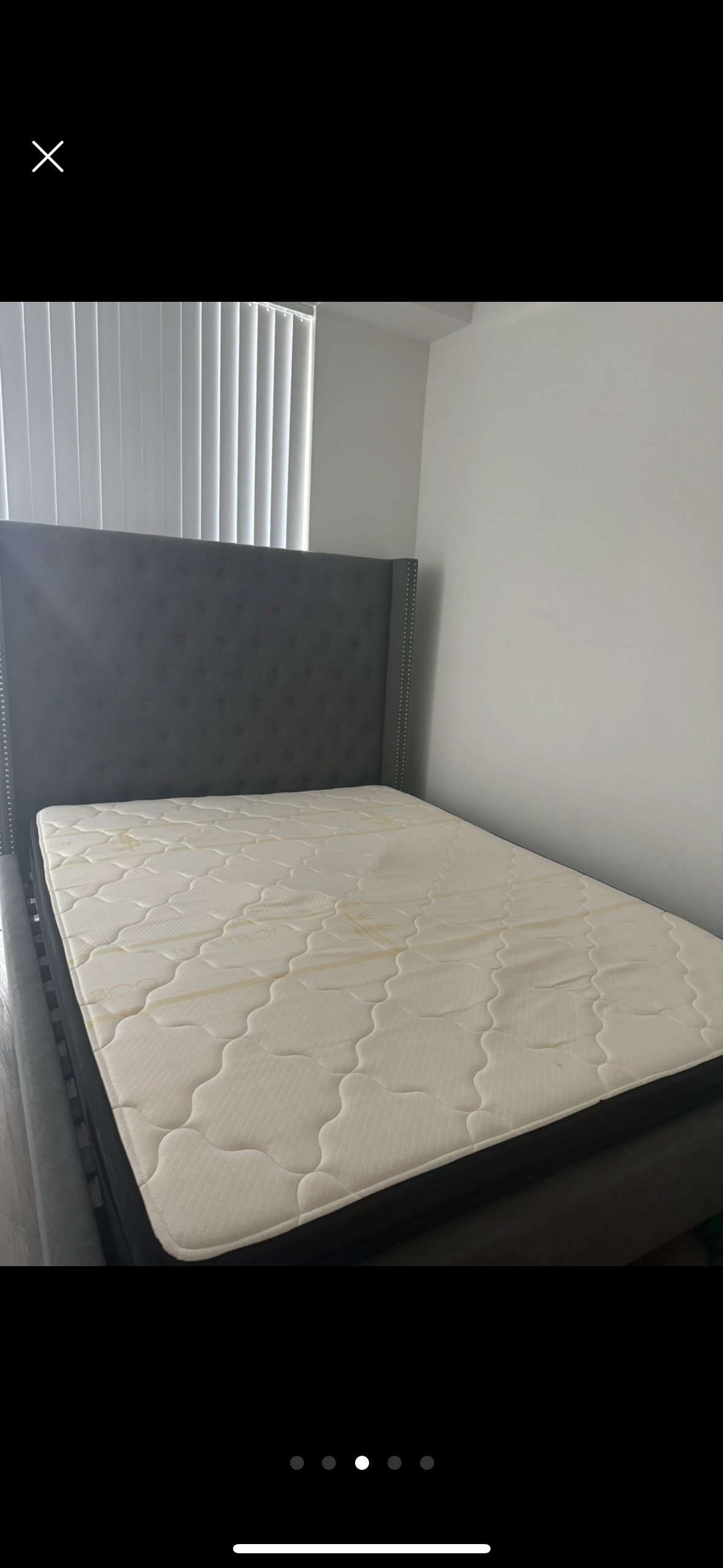 structube queen bed
