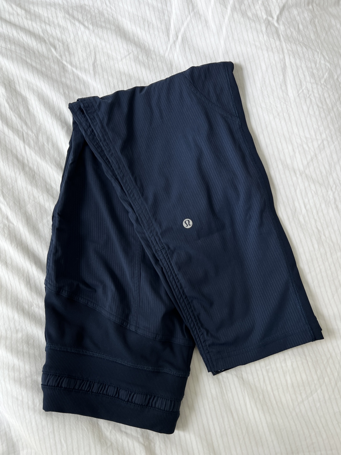 Lululemon Bottoms - size 6 (Bundle) image indicator(5)