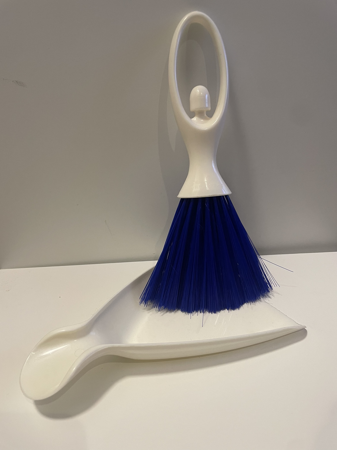 Mini Brush and Dustpan - photo 2