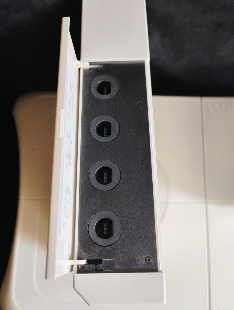 Nintendo Wii Console Bundle image indicator(2)