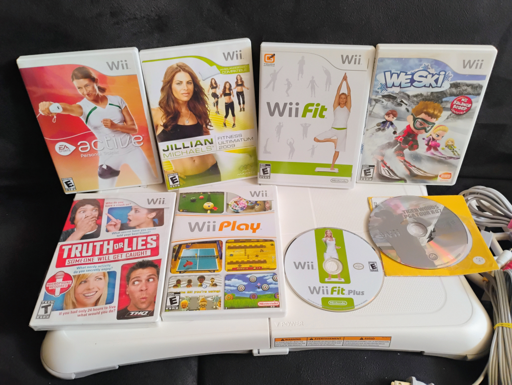 Nintendo Wii Console Bundle image indicator(3)