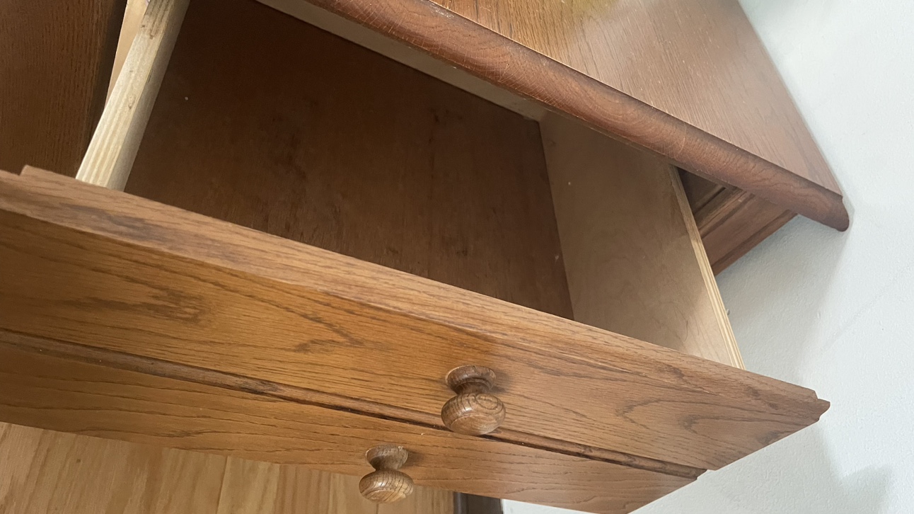 Wooden End Table drawer please check more pictures - photo 3