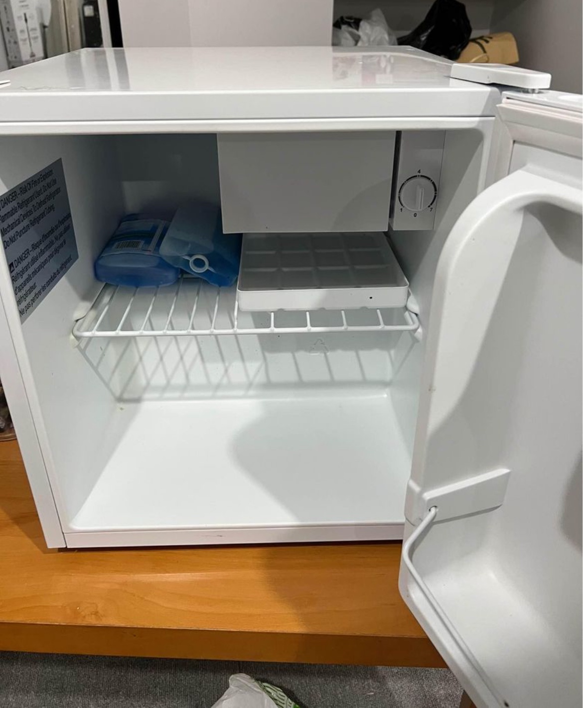 Mini Refrigerator - photo 2