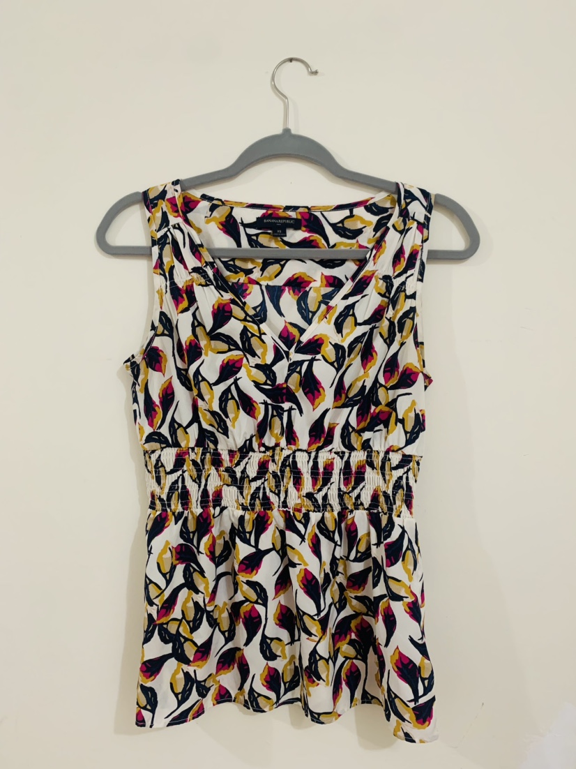 Banana Republic Floral Top - sz XS