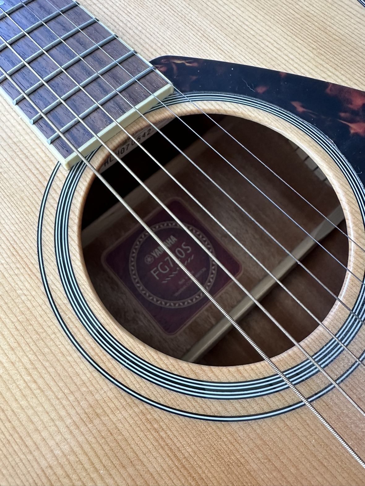 Acoustic guitar - photo 2