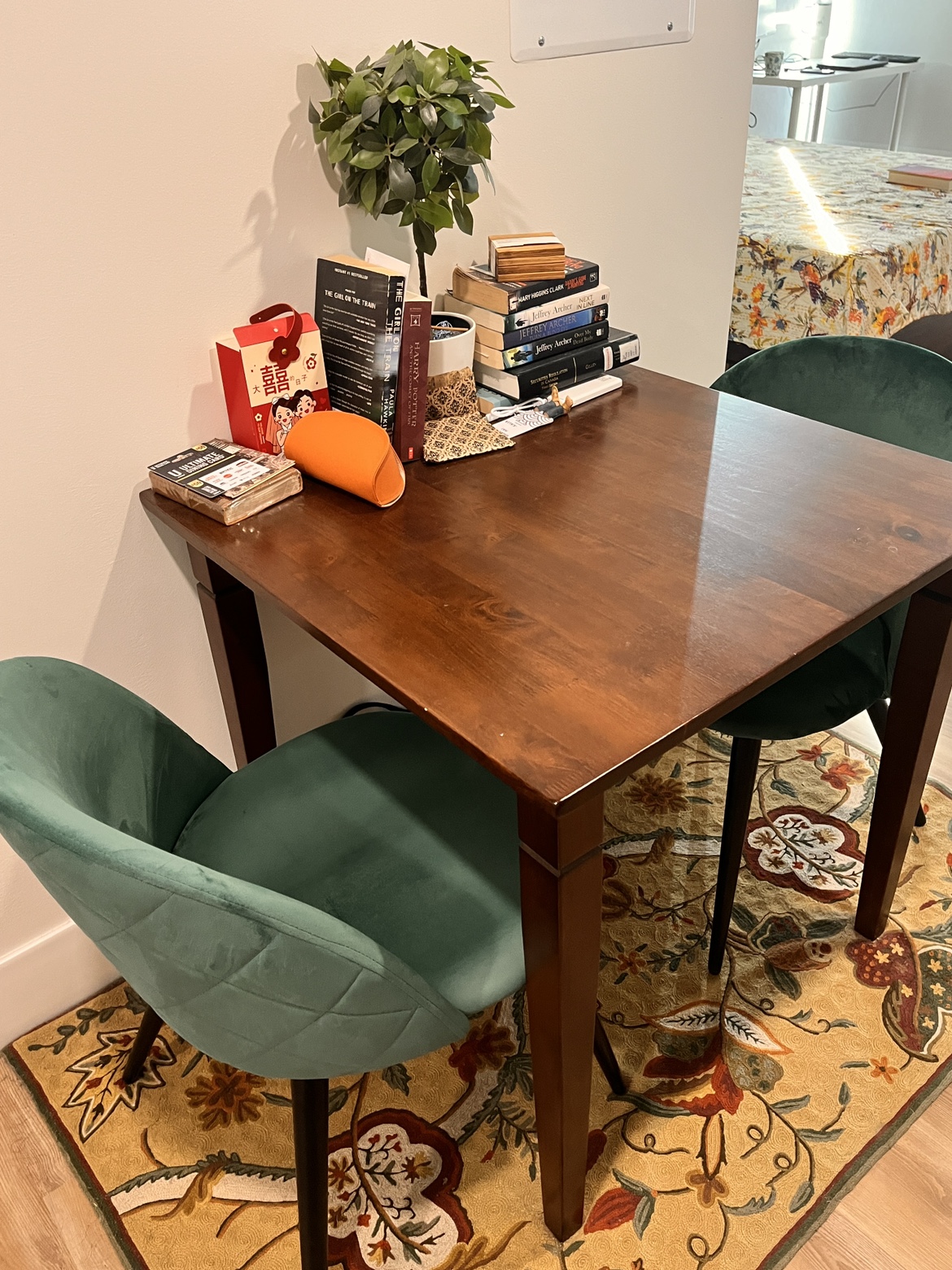 Dining table and 2 chairs - photo 2