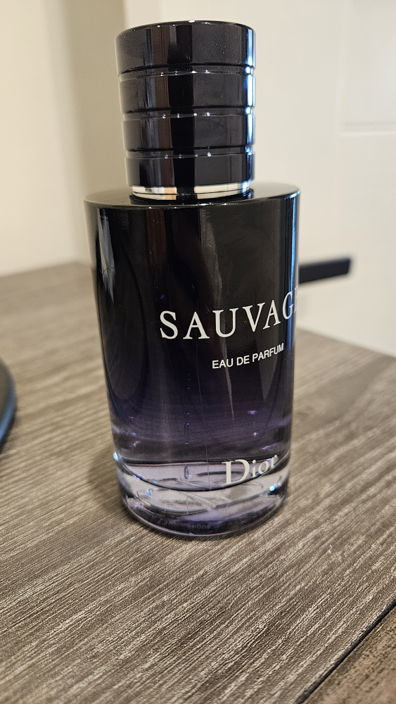 Dior Sauvage Eau de Parfum thumbnail