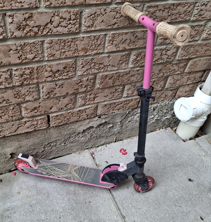 Set of 2 Kids Scooters image indicator(7)