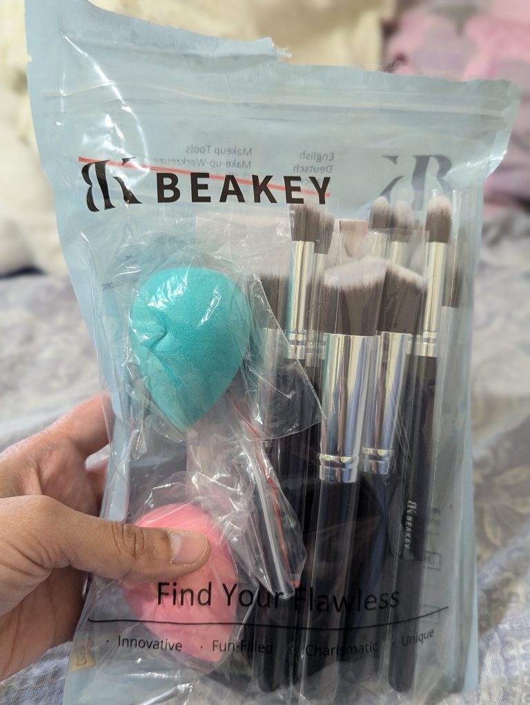 Makeup Brushes and Sponges