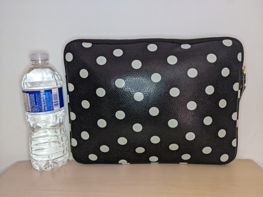 Kate Spade Tablet Laptop Notebook Case Leather Dots Black White image indicator(3)